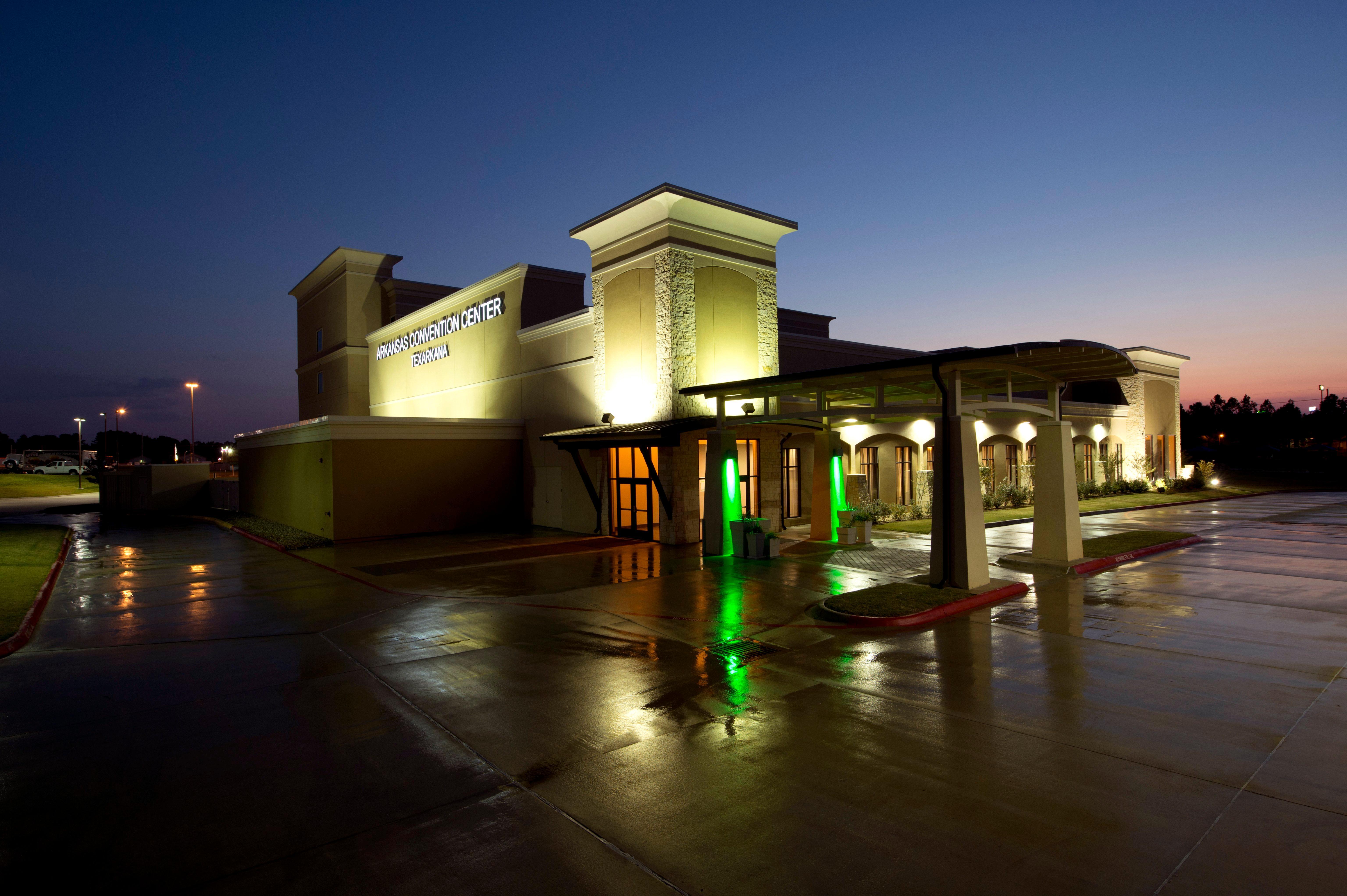 Holiday Inn Texarkana Arkansas Convention Center, an IHG Hotel Bagian luar foto